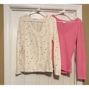 Lot of 2 Victoria's Secret V Neck Long Sleeve Shirts, Size M, Hot Pink & Stars